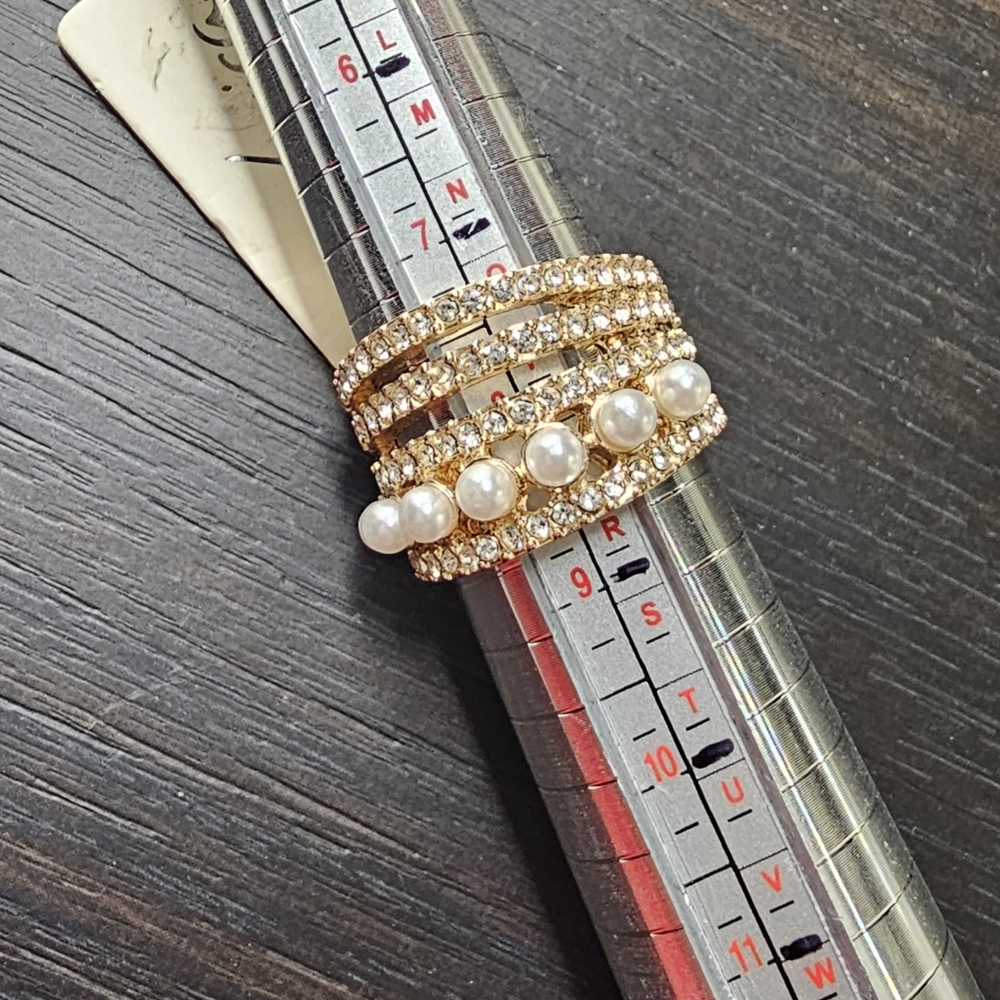 Lovisa Gold Tone Cz & Pearl Ring - Picture 4 of 4
